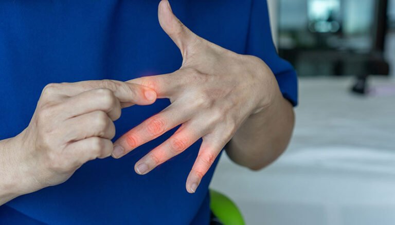 How to Improve Circulation and Reduce Fingertip Tingling How to Improve Circulation and Reduce Fingertip Tingling