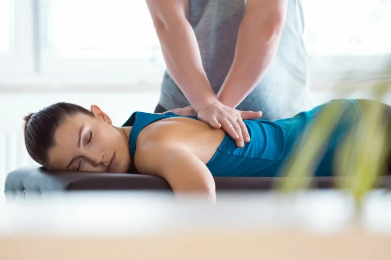 Is Chiropractic Massage Right For You? Try It Today