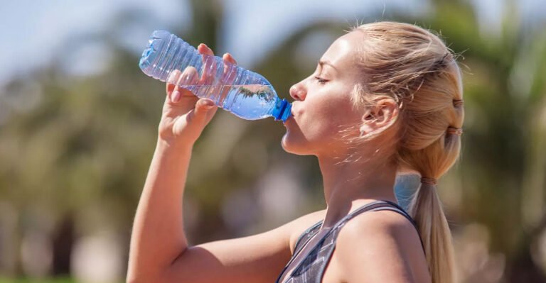 Clean drinking water in a glass, highlighting hydration, water quality and healthy drinking habits.